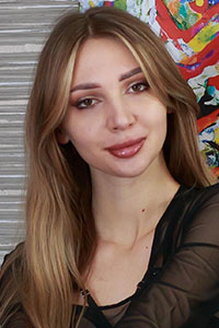 Lisa: sweet, composed and very sexy